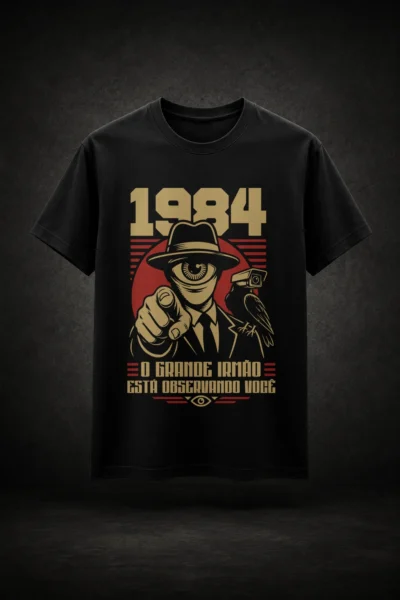 Camiseta preta com estampa inspirada em 1984 e no Grande Irmão de George Orwell