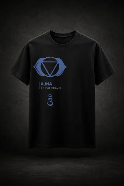 Camiseta preta com estampa de chakra inspirada em espiritualidade
