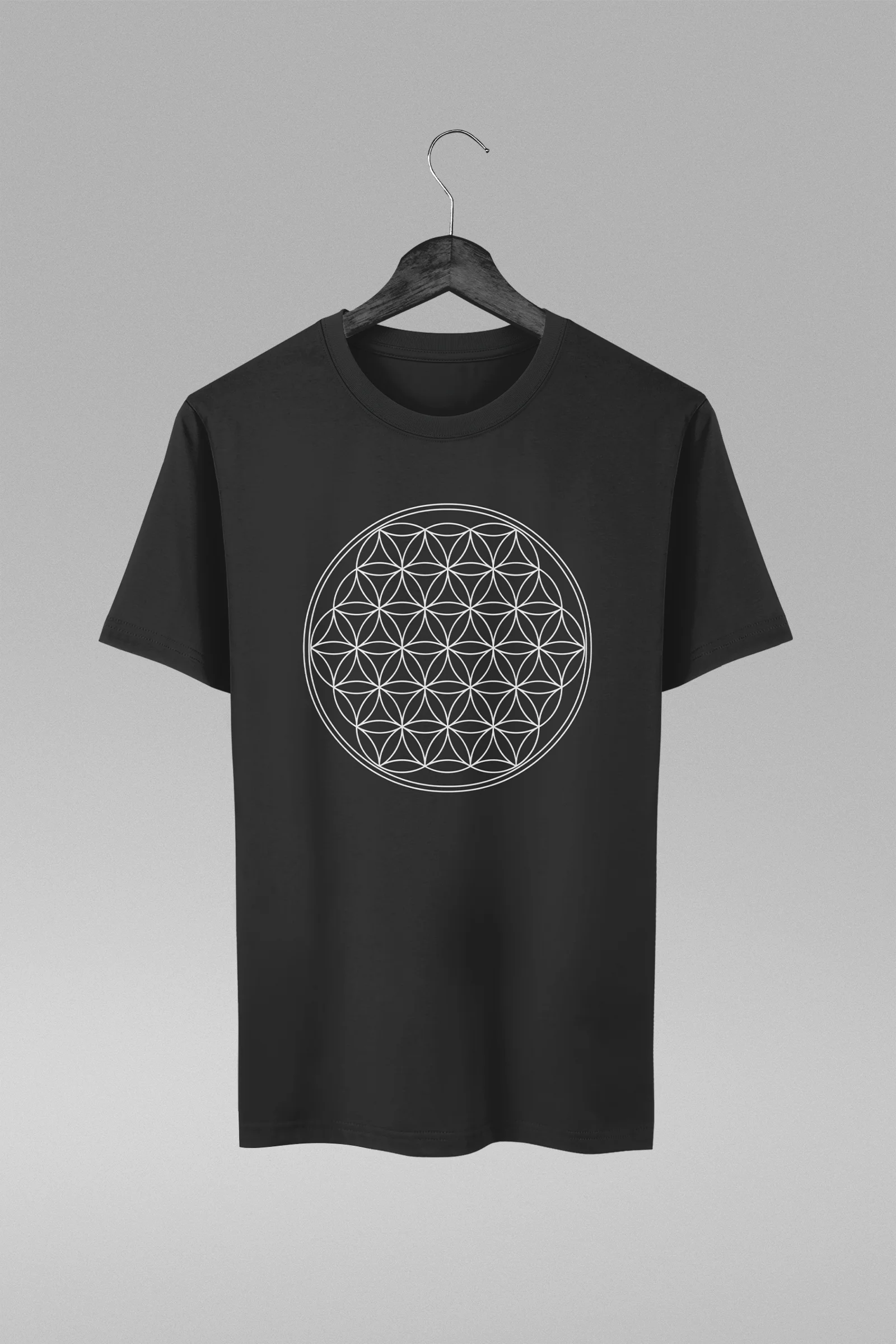 Camiseta preta com estampa da Flor da Vida Geometria Sagrada