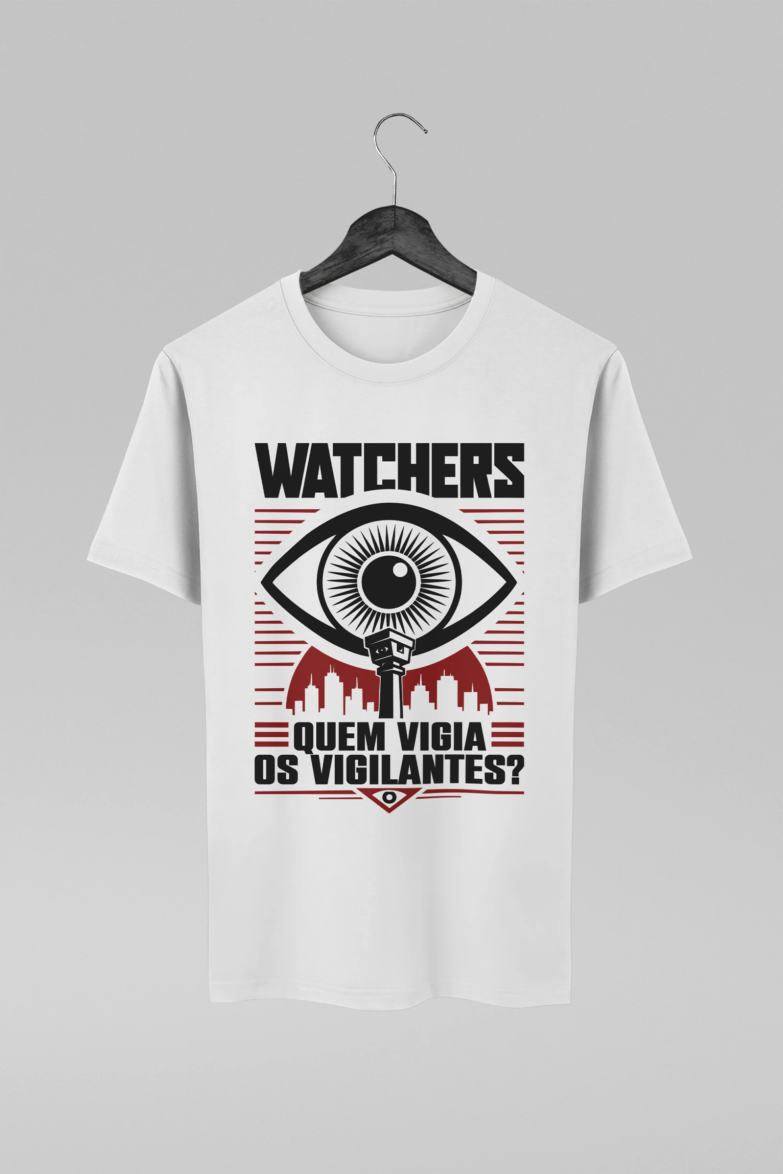 Camiseta branca inspirada na frase "Quem Vigia os Vigilantes?"